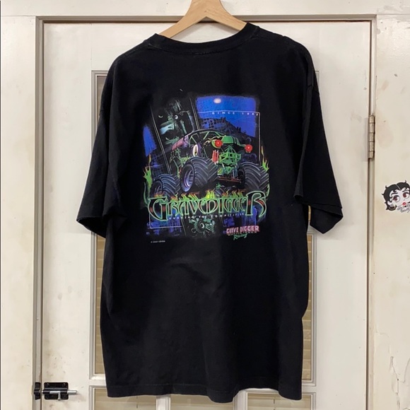 Vintage 2002!Gravedigger T - Picture 3 of 3